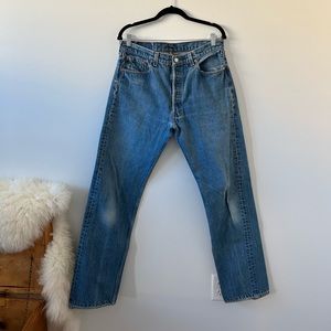 Vintage Levi’s 501s W36